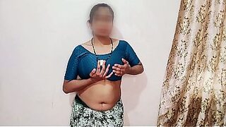 Aunty saree removing sexy bra